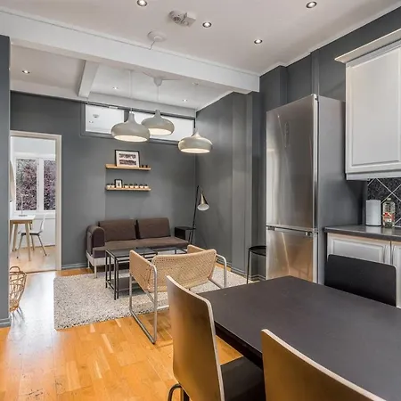 Διαμέρισμα Large Flat With Balcony In Prime Location. Eg1 Μπέργκεν
